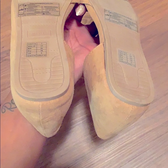 Forever 21 tan flats size 7 - Picture 5 of 5